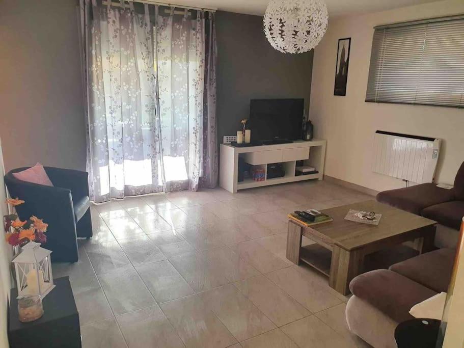 Tres Bel Appartement 3 Pieces + Jardin + Parking Divonne-les-Bains Exterior foto